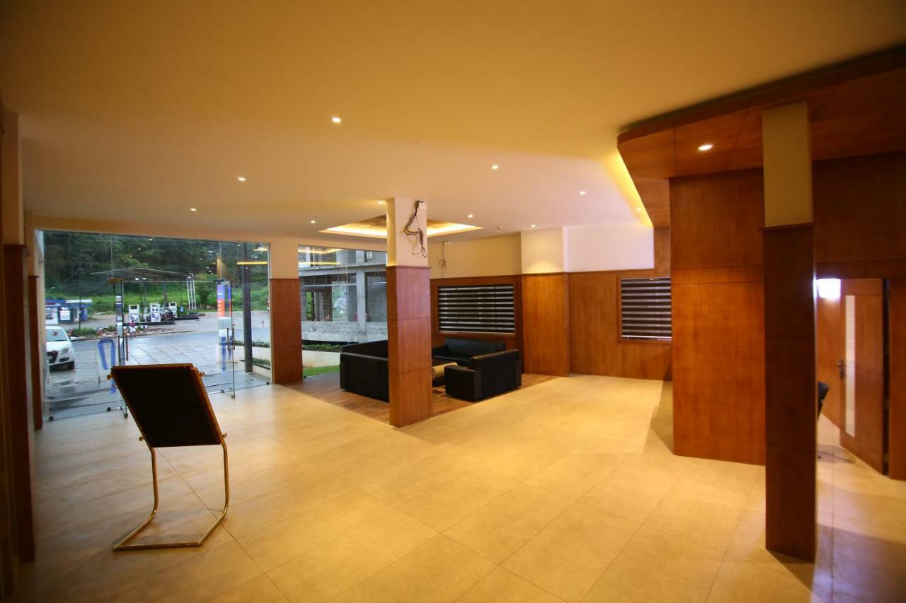 Hotel Le Sapphire Sultan Bathery Dış mekan fotoğraf