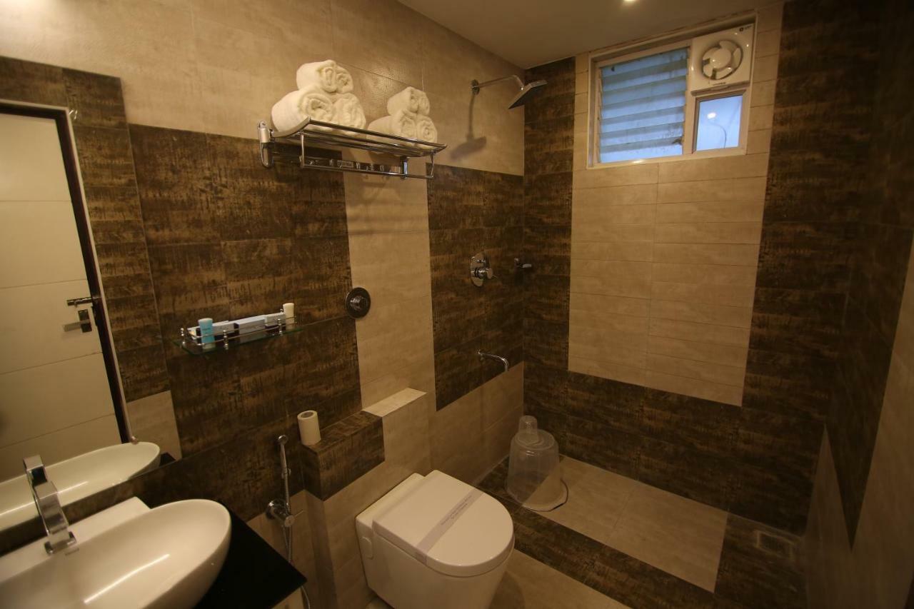 Hotel Le Sapphire Sultan Bathery Dış mekan fotoğraf