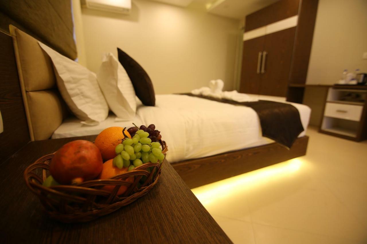 Hotel Le Sapphire Sultan Bathery Dış mekan fotoğraf
