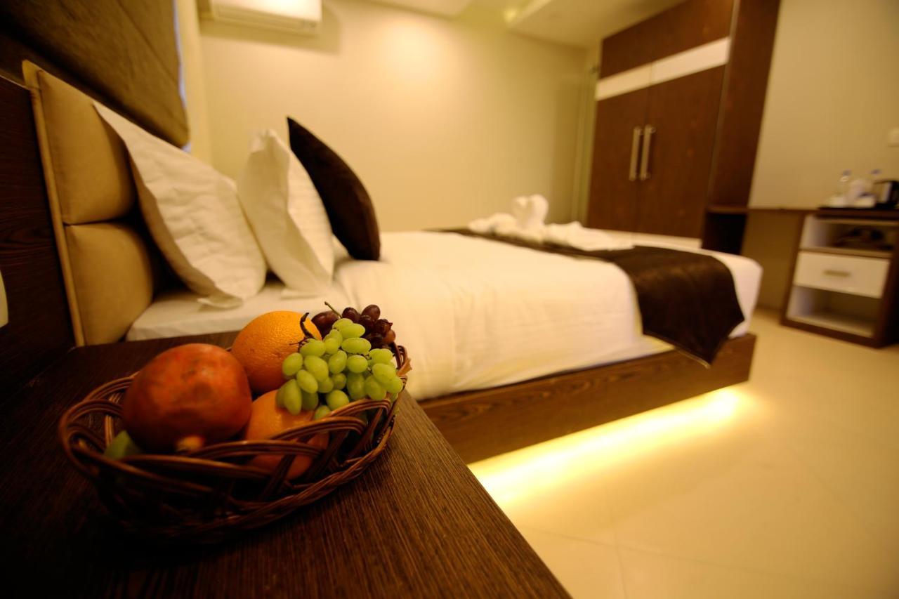 Hotel Le Sapphire Sultan Bathery Dış mekan fotoğraf